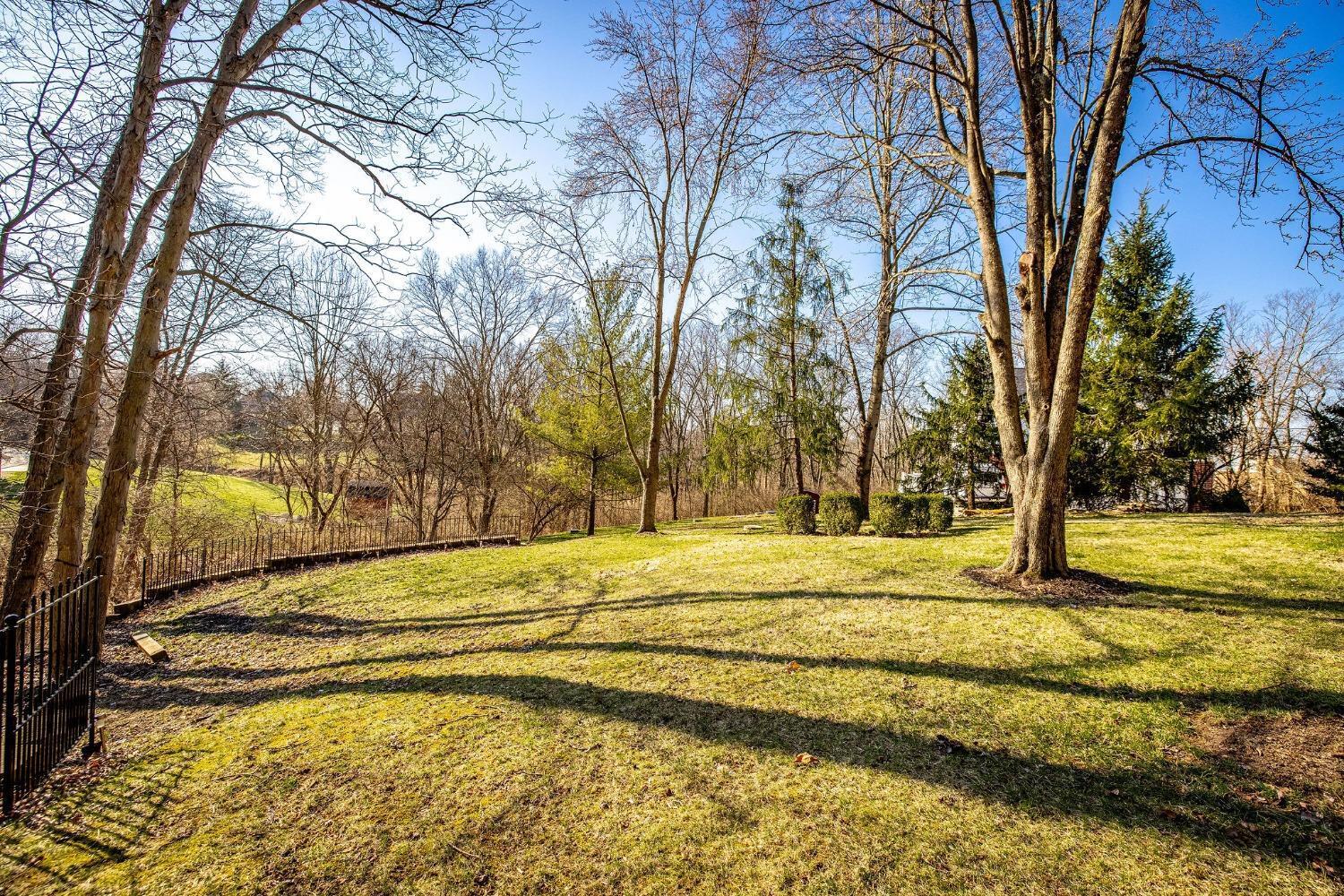 5661 Boomer Road Cincinnati, OH 45247 - Photo 40 of 44