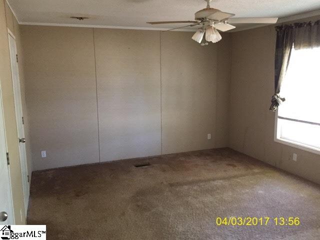 9623 Highway 252 Ware Shoals, SC 29692 - Photo 4 of 9