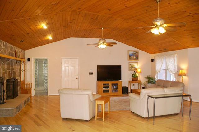 715 Chestnut Hill Road Forest Hill, MD 21050 - Photo 21 of 30 Great Room
