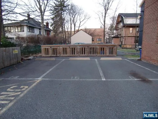 $1,775 | 482 Broad Avenue, Unit 2, Leonia, NJ 07605