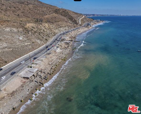 $1,695,000 | 19124 Pacific Coast Highway, Malibu, CA 90265