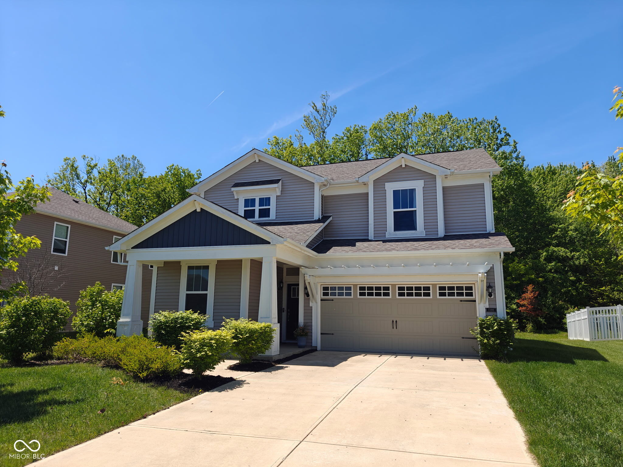 1398 Sarah Way Avon, IN 46123 - Photo 2 of 42