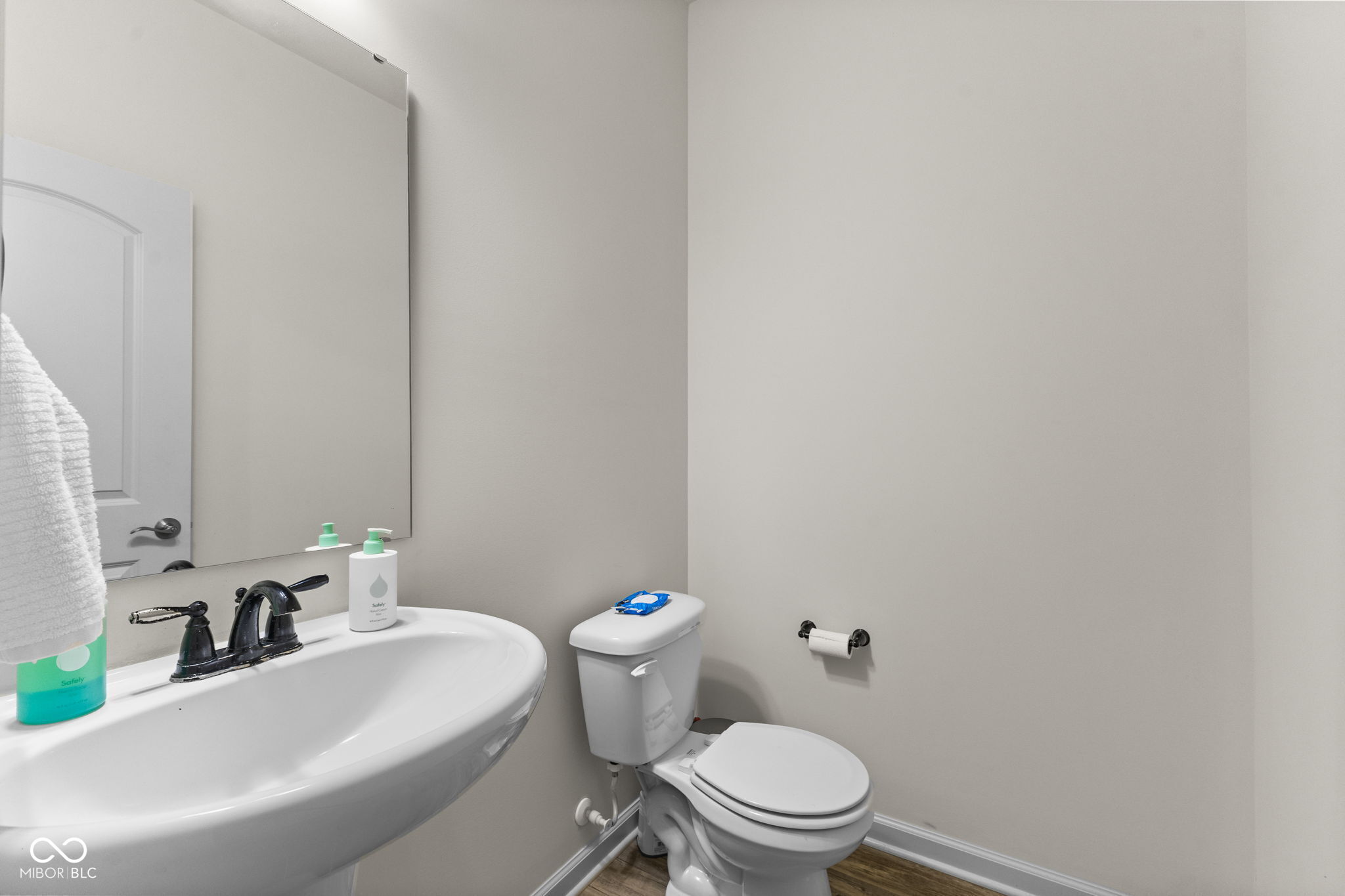 1398 Sarah Way Avon, IN 46123 - Photo 6 of 42