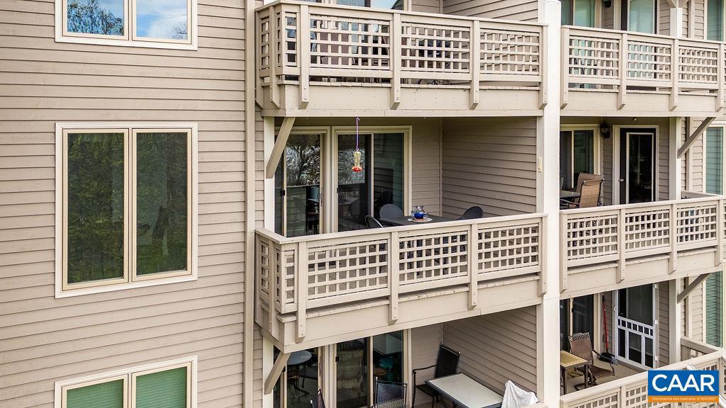 3232 North Ridge Roseland, VA 22967 - Photo 2 of 35