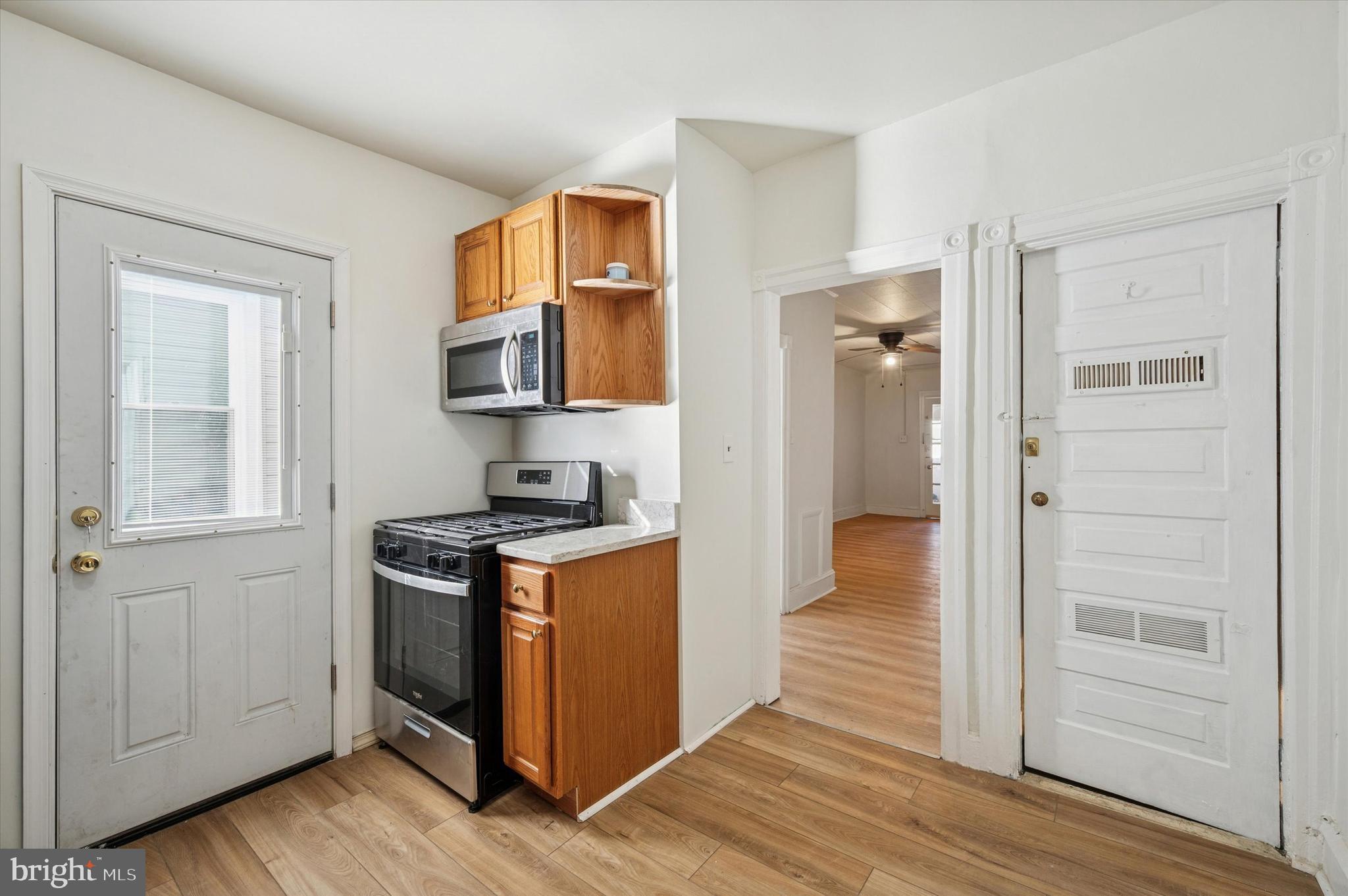 77 North Keystone Avenue Upper Darby, PA 19082 - Photo 5 of 15