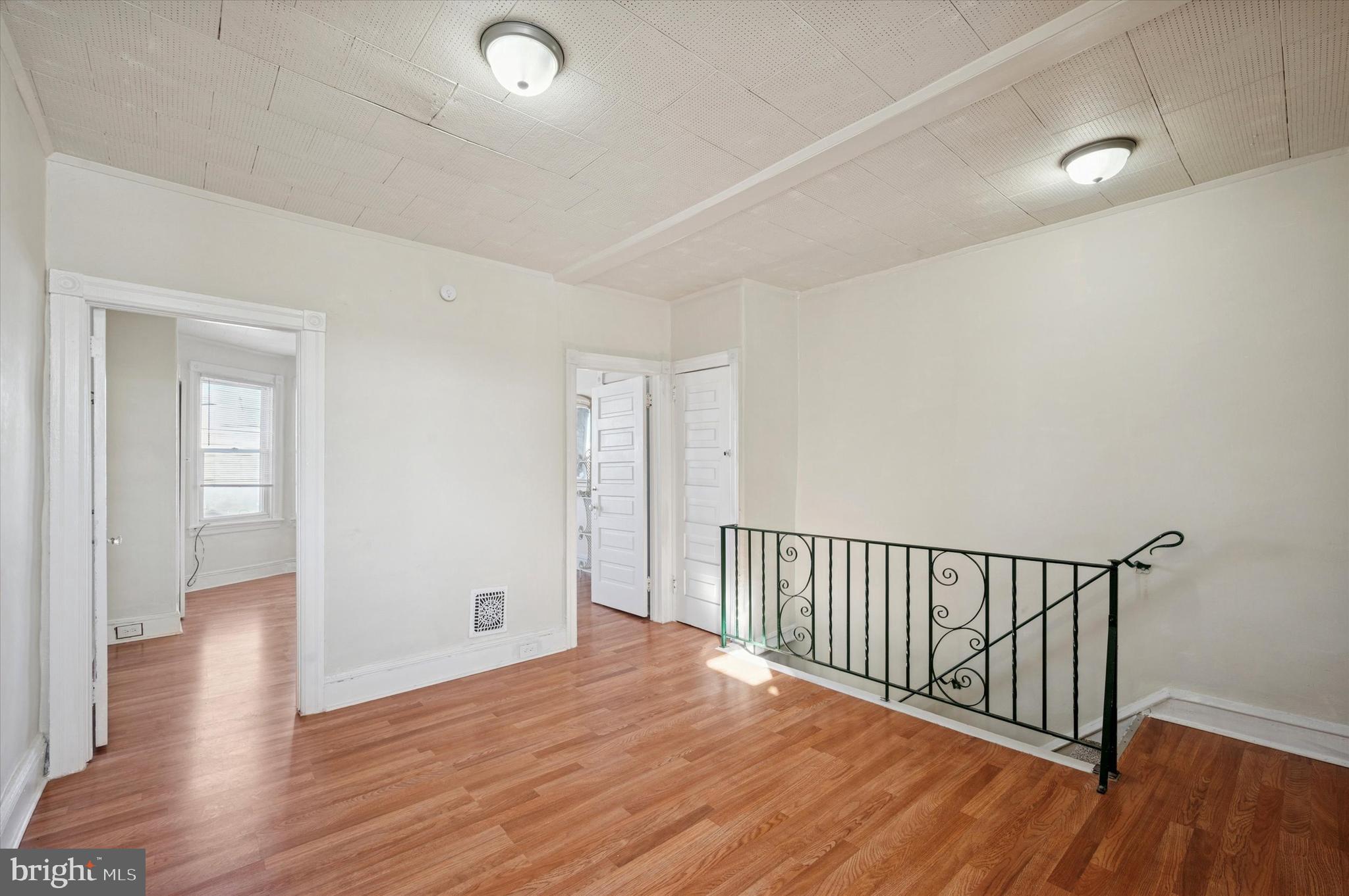 77 North Keystone Avenue Upper Darby, PA 19082 - Photo 10 of 15