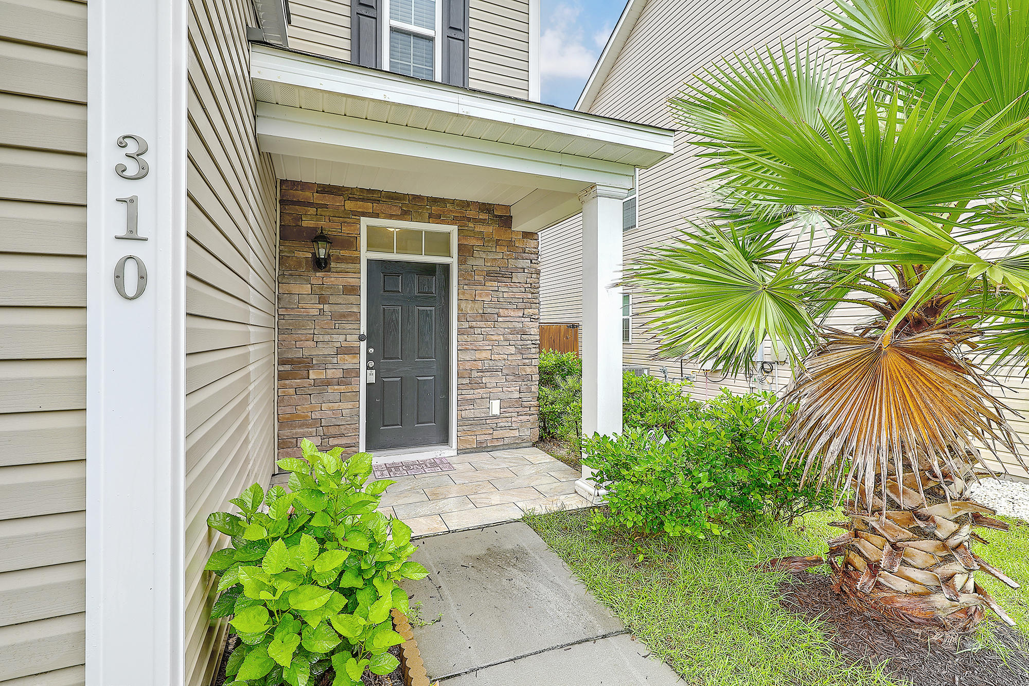 310 Saucer Road Summerville, SC 29486 - Photo 10 of 37 1R3A6433_4_5_6_7_8_9