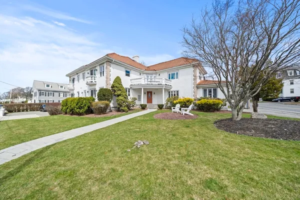$3,500 | 1 Salem Street, Unit 3, Wakefield, MA 01880