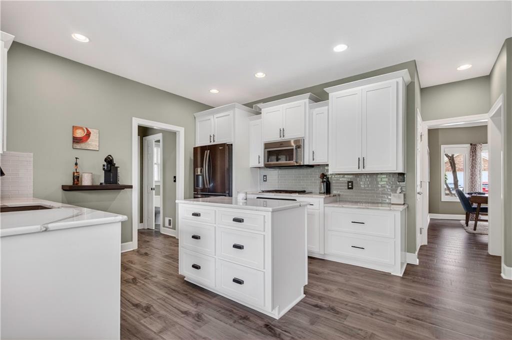 18224 153rd Street Basehor, KS 66007 - Photo 15 of 65
