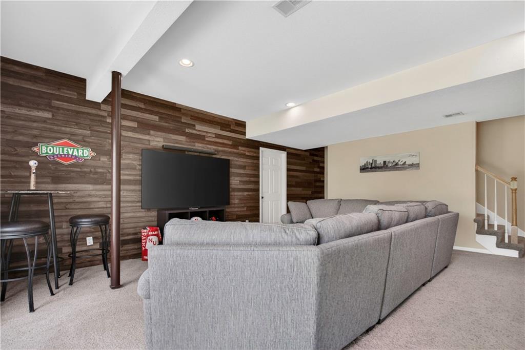 18224 153rd Street Basehor, KS 66007 - Photo 40 of 65