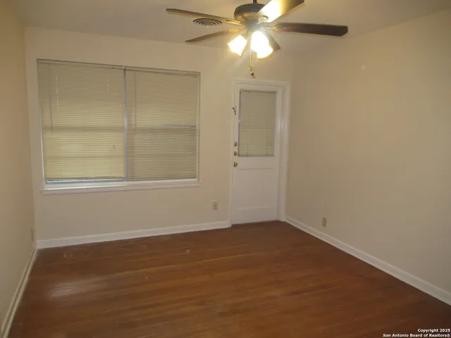 $1,275 | 203 West Woodlawn Avenue, San Antonio, TX 78212
