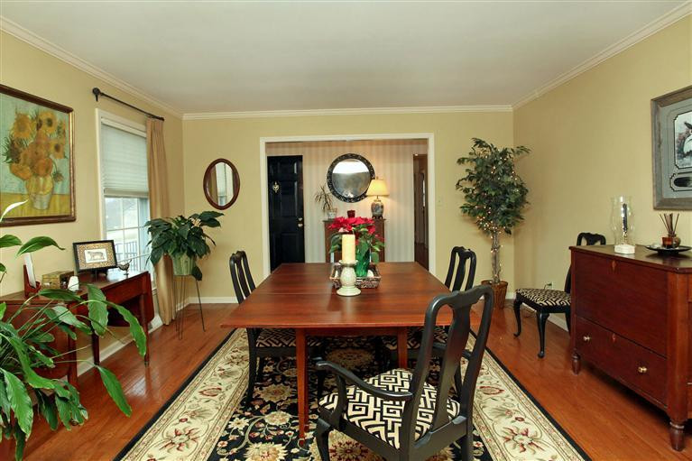 3366 Pepperhill Road Lexington, KY 40502 - Photo 2 of 22 Photo 2
