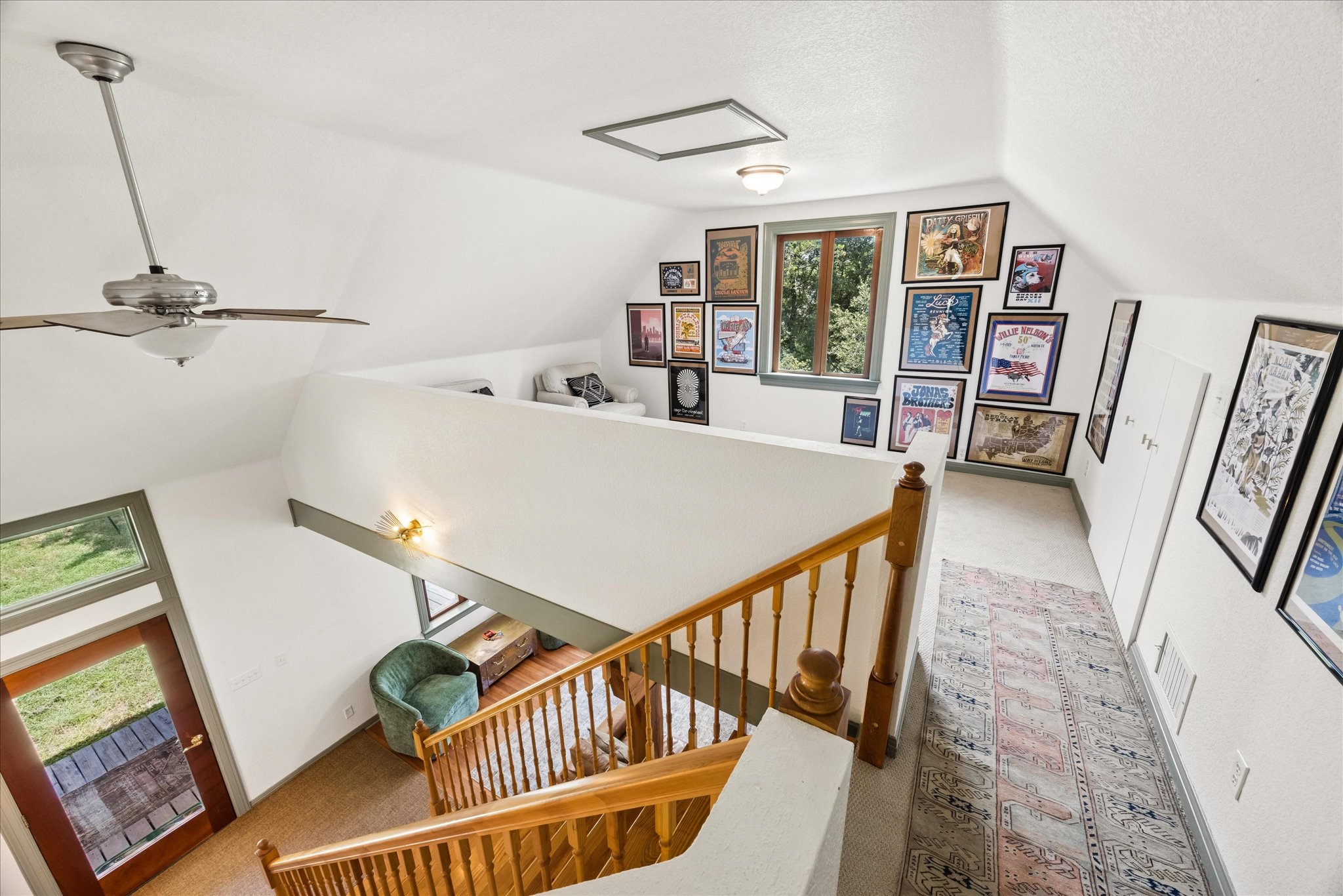 700 South Rainbow Ranch Road Wimberley, TX 78676 - Photo 19 of 29 Two spacious living areas make entertaining effortless
