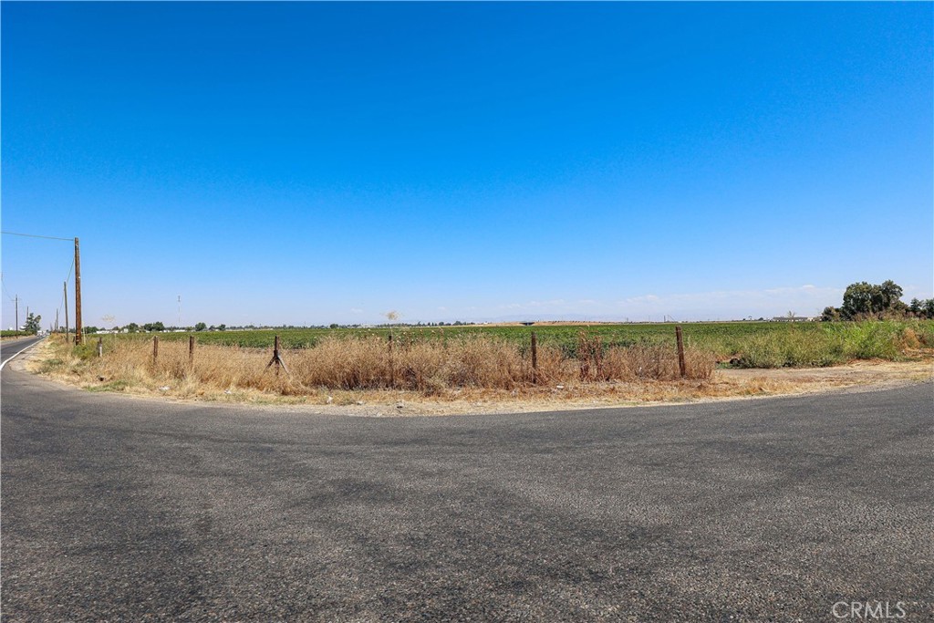 1-2 East Mission Avenue Merced, CA 95341 - Photo 25 of 26 a view of an lake and a beach