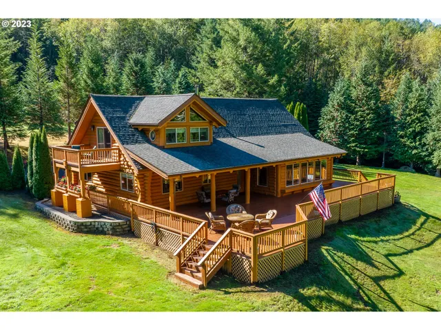 $1,599,997 | 12212 East Mapleton Road, Mapleton, OR 97453