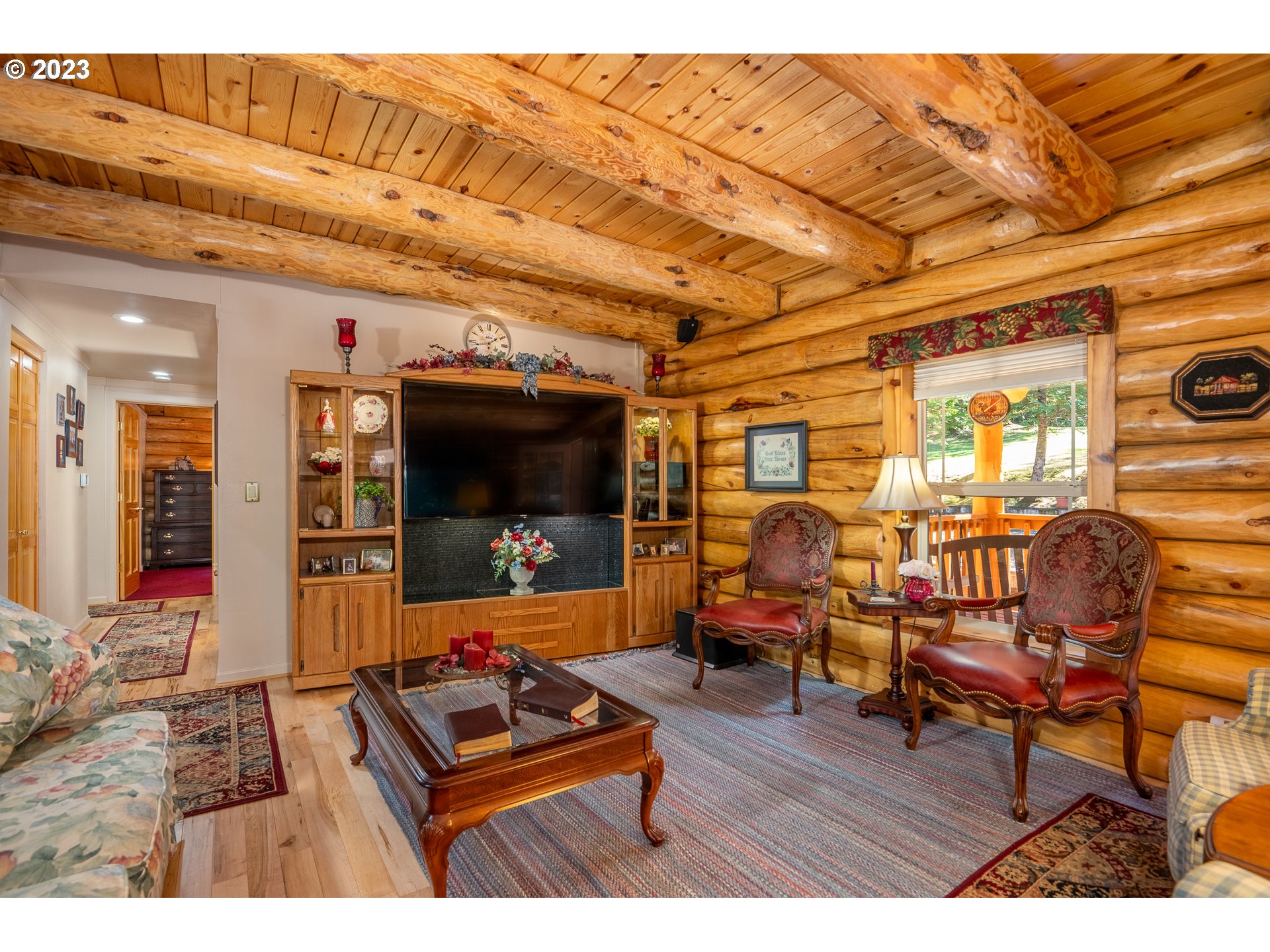 12212 East Mapleton Road Mapleton, OR 97453 - Photo 15 of 48 Great Room