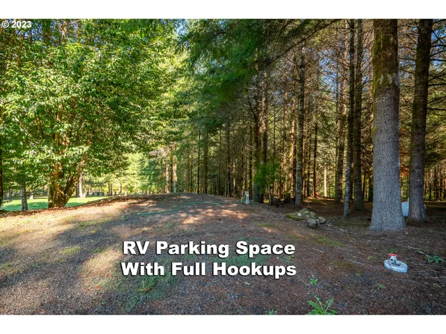 $1,599,997 | 12212 East Mapleton Road, Mapleton, OR 97453