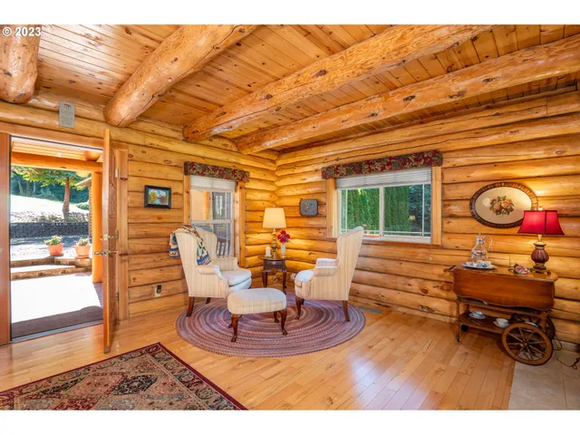 $1,599,997 | 12212 East Mapleton Road, Mapleton, OR 97453