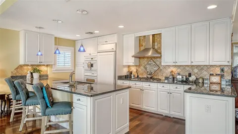 $1,249,990 | 31 Island Court, Terra Ceia, FL 34250