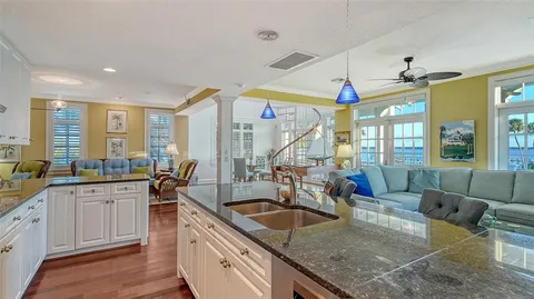 $1,249,990 | 31 Island Court, Terra Ceia, FL 34250