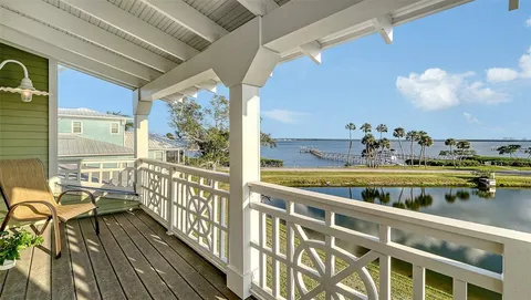 $1,249,990 | 31 Island Court, Terra Ceia, FL 34250