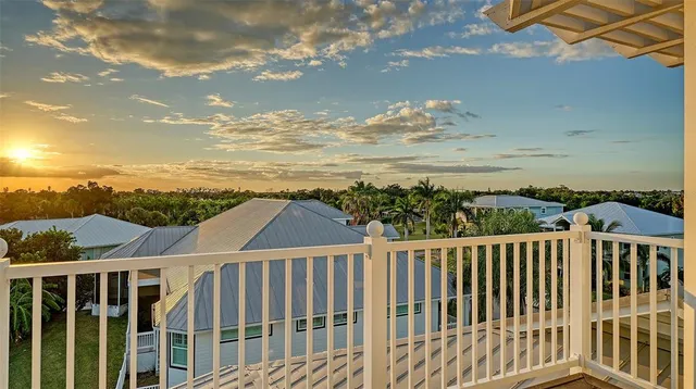 $1,249,990 | 31 Island Court, Terra Ceia, FL 34250