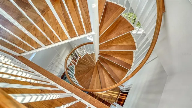 $1,249,990 | 31 Island Court, Terra Ceia, FL 34250