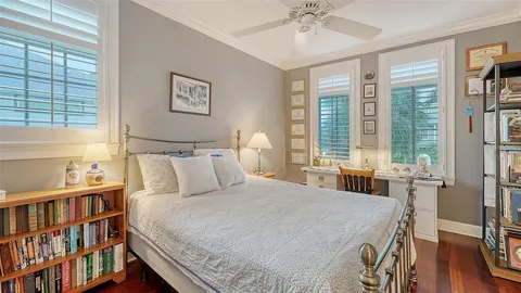 $1,249,990 | 31 Island Court, Terra Ceia, FL 34250