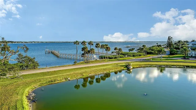$1,249,990 | 31 Island Court, Terra Ceia, FL 34250