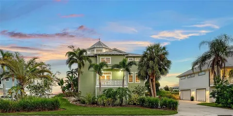$1,224,990 | 31 Island Court, Terra Ceia, FL 34250