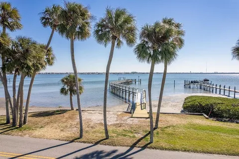 $1,224,990 | 31 Island Court, Terra Ceia, FL 34250