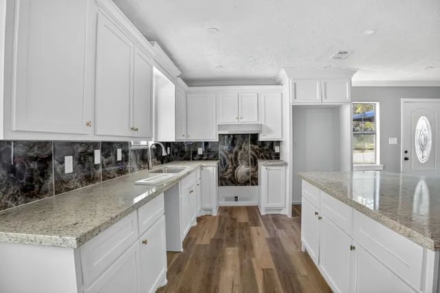 $150,000 | 3261 Sherwood Drive, Orange, TX 77632