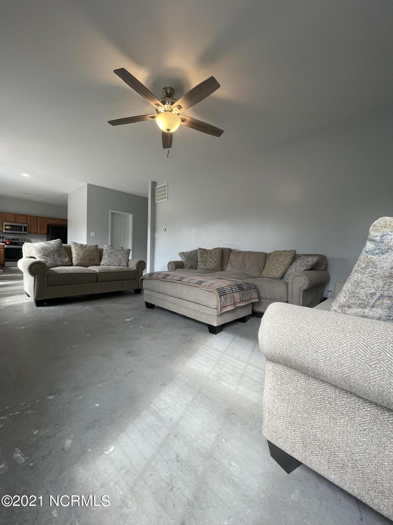 743 Francktown Road Richlands, NC 28574 - Photo 21 of 58 IMG_5513