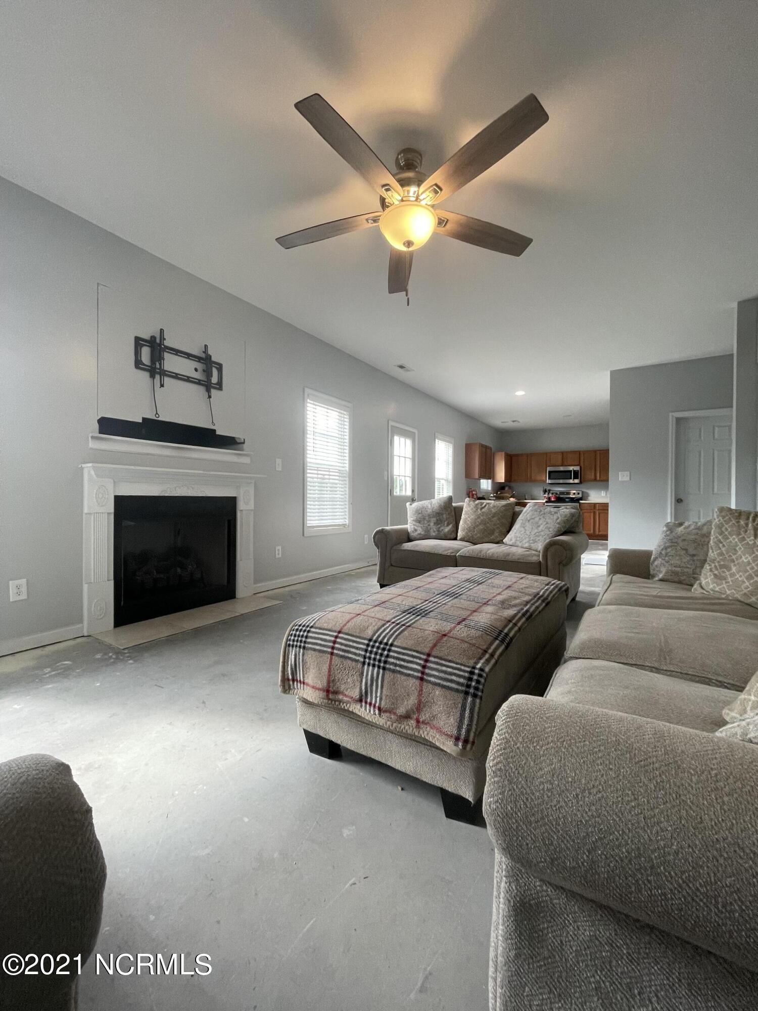 743 Francktown Road Richlands, NC 28574 - Photo 22 of 58 IMG_5515