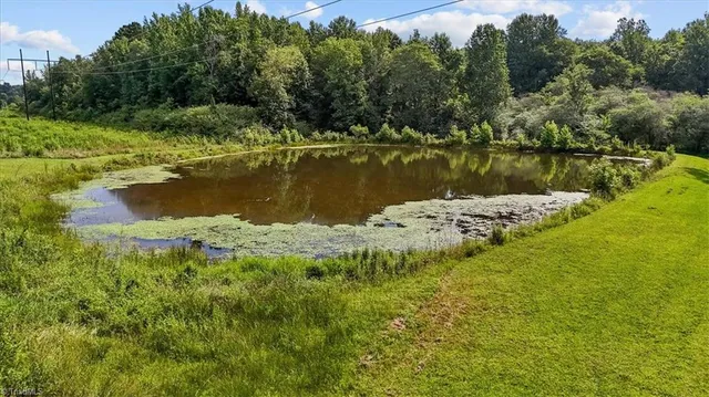 $575,000 | 4263 Zoo Parkway, Asheboro, NC 27205