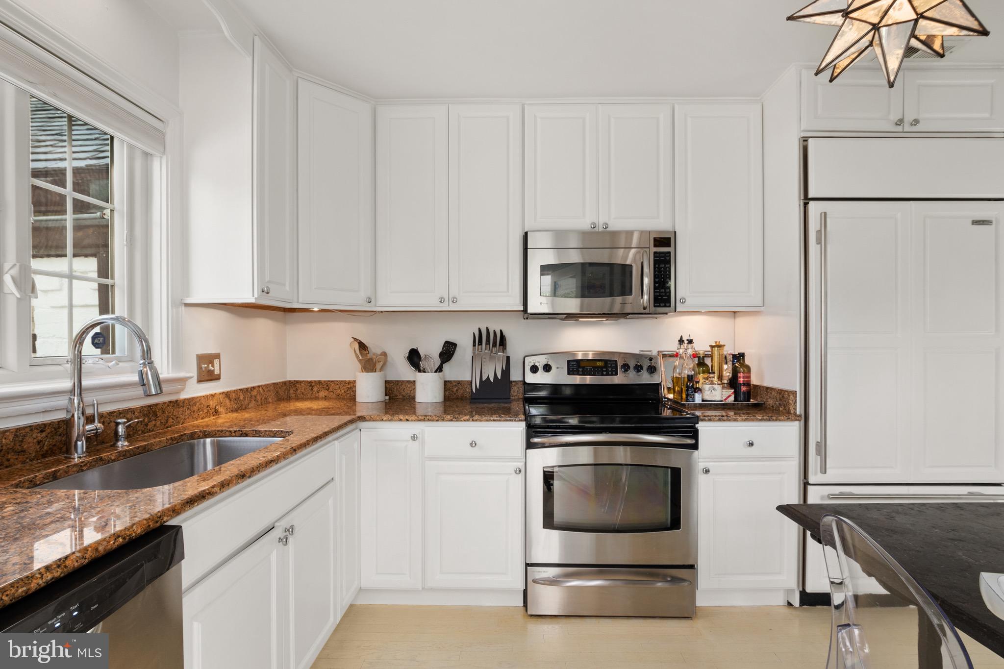 5206 Dorset Avenue Chevy Chase, MD 20815 - Photo 14 of 46 Kitchen