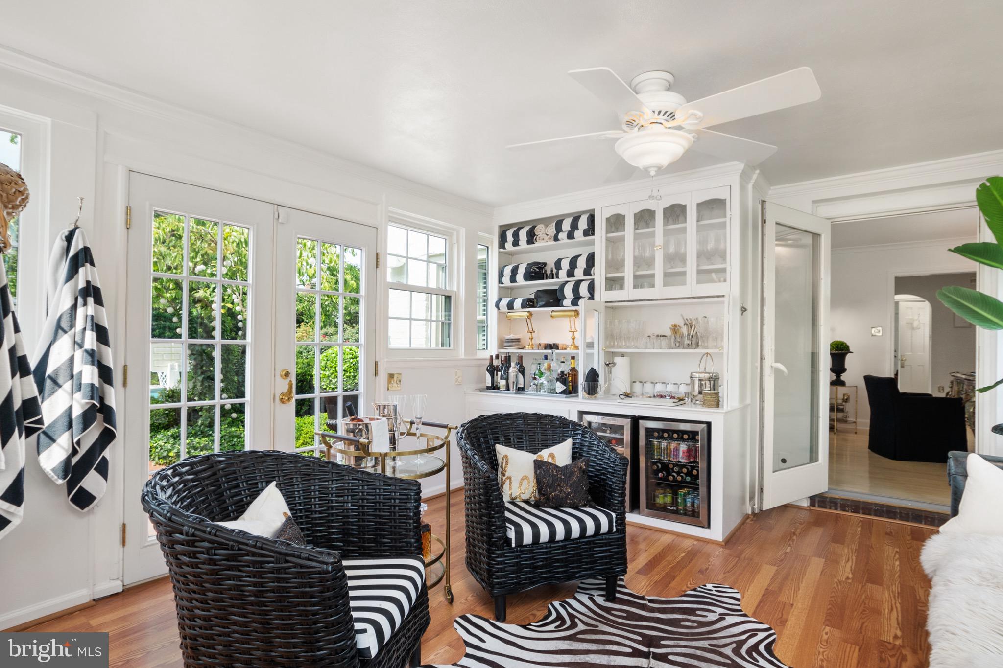 5206 Dorset Avenue Chevy Chase, MD 20815 - Photo 10 of 46 Solarium