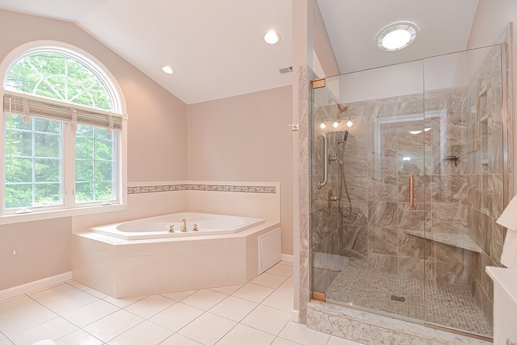 6 Leonard Road Mendon, MA 01756 - Photo 23 of 42