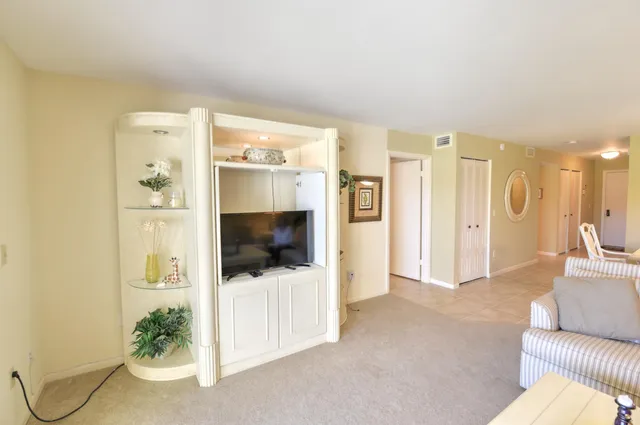 $1,500 | 15 Southport Lane, Unit E, Boynton Beach, FL 33436