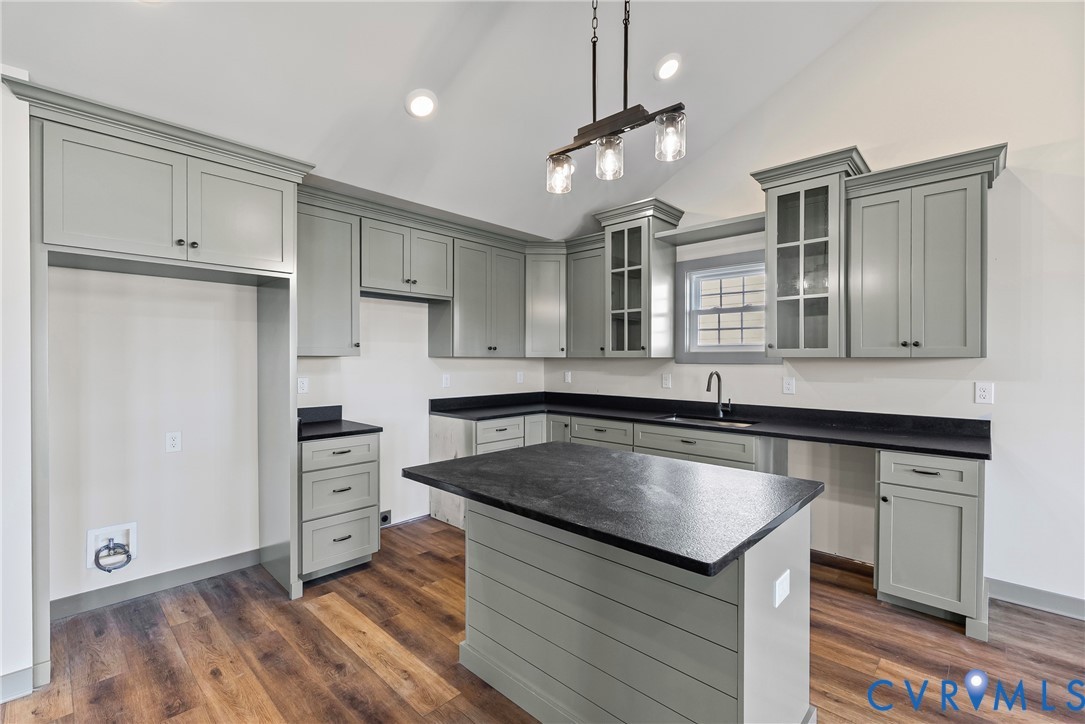 203 Zion Drive Farmville, VA 23901 - Photo 5 of 20 a kitchen with granite countertop a stove and a sink