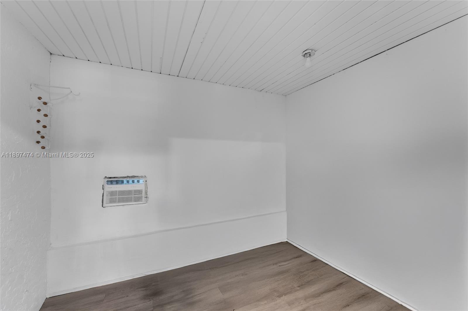 8811 Southwest 128th Street Miami, FL 33176 - Photo 25 of 28 a view of an empty room