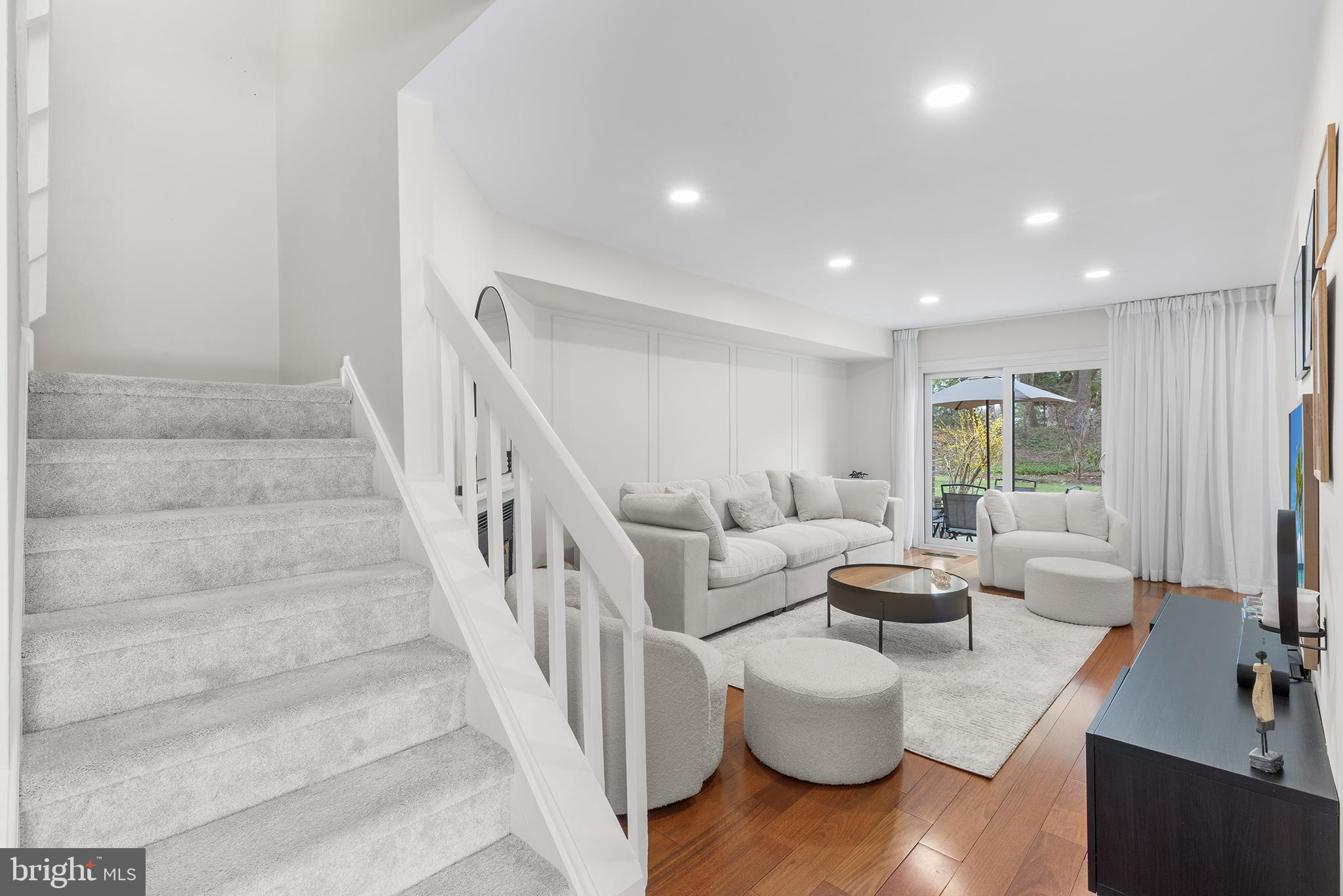 306 Hanover Court Chesterbrook, PA 19087 - Photo 8 of 49