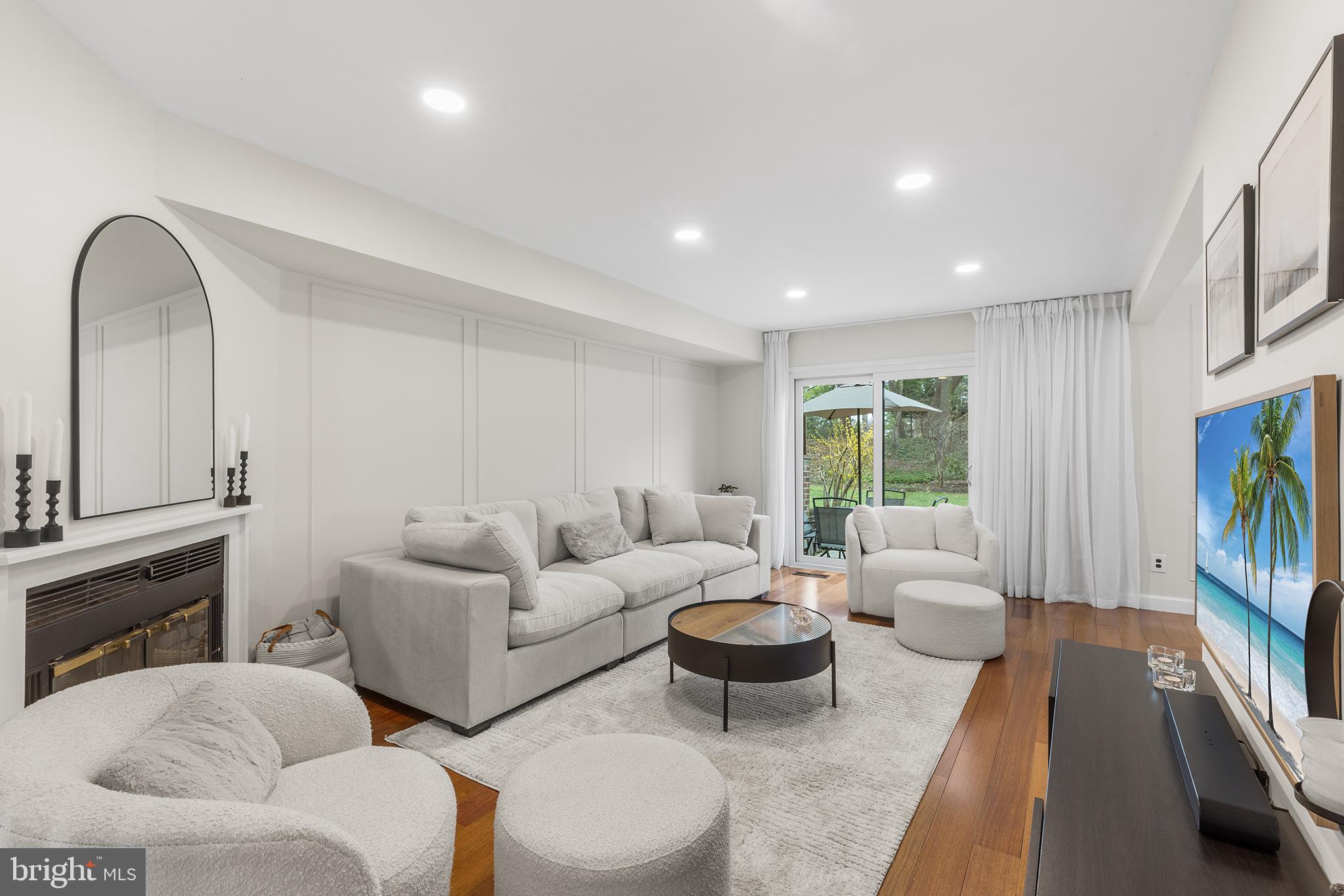 306 Hanover Court Chesterbrook, PA 19087 - Photo 9 of 49