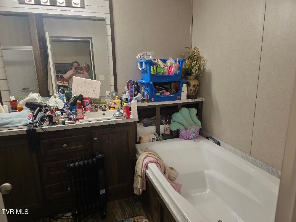 965 McMillan Road Midway, TN 37809 - Photo 6 of 9 mcmillian bath