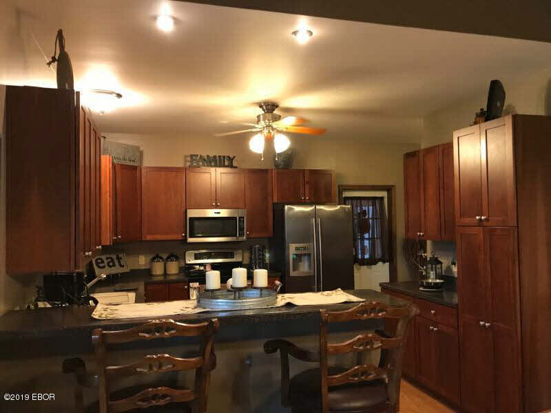 255 Sycamore Road Carbondale, IL 62901 - Photo 6 of 25