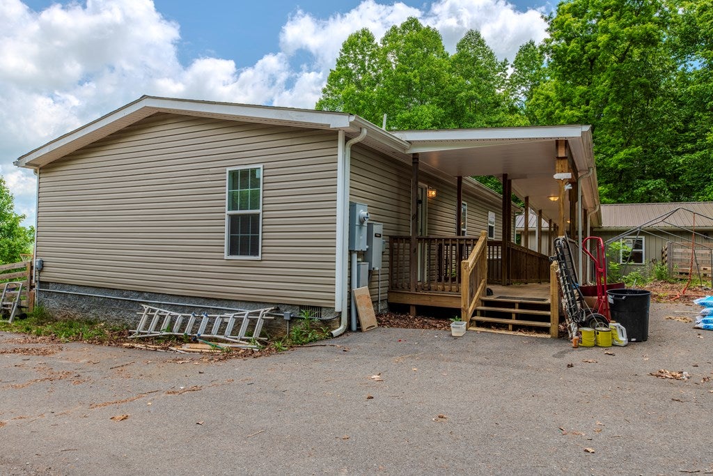 900 Kanawha Ridge Road Dugspur, VA 24325 - Photo 37 of 71 Gallery Image 37