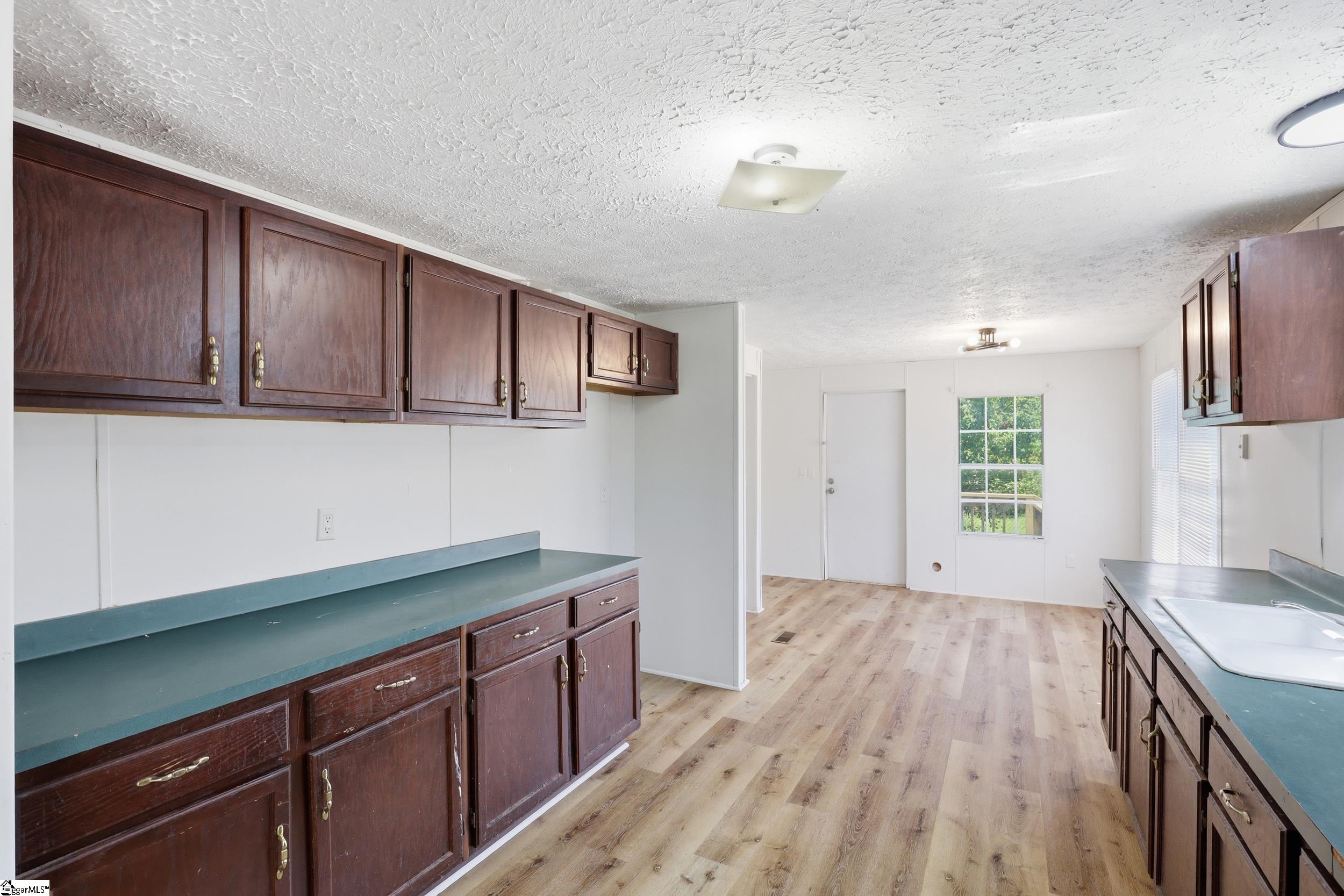 1171 Old Pelzer Road Piedmont, SC 29673 - Photo 3 of 24