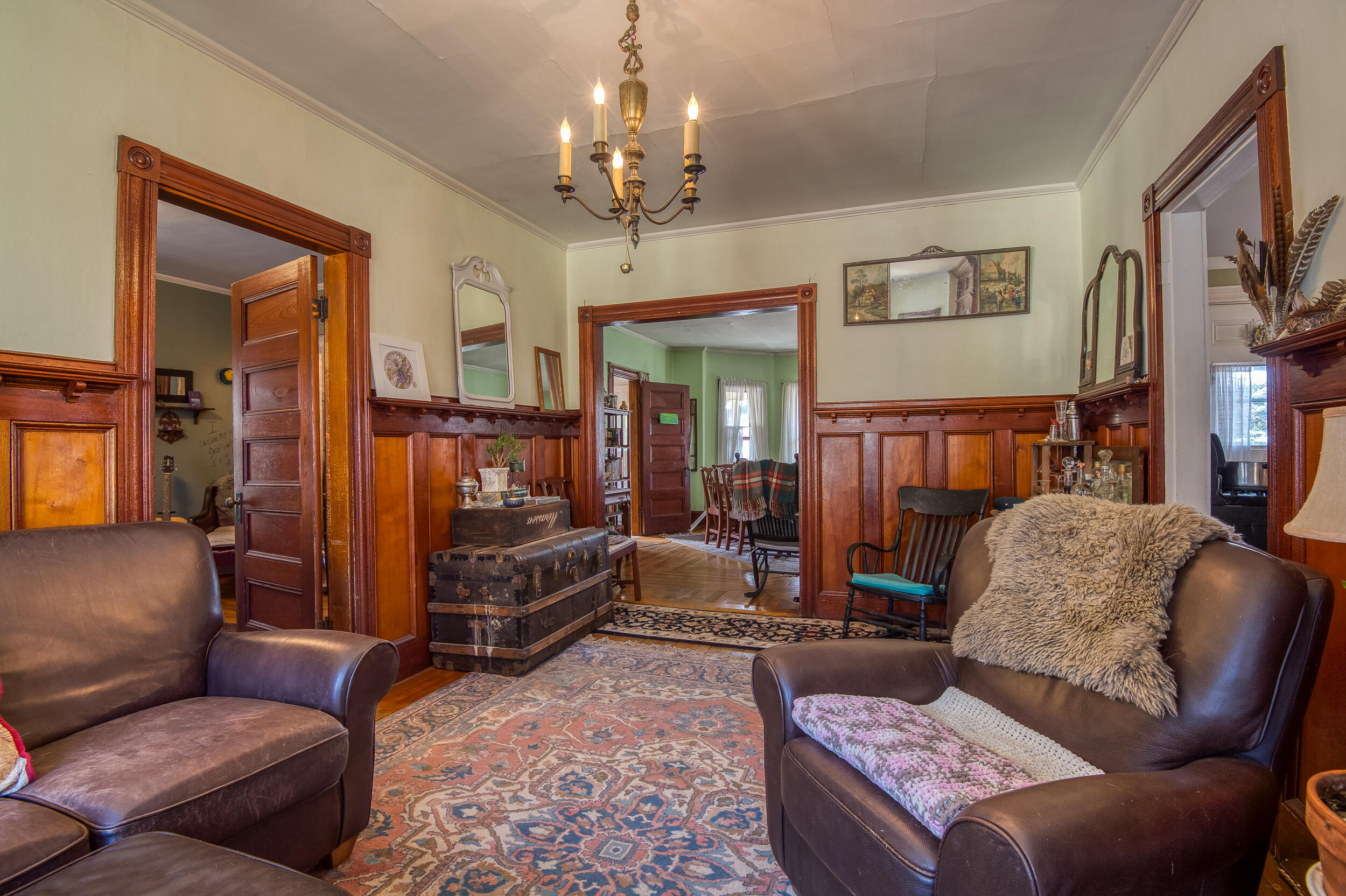 27 Pine Street Eustis, ME 04982 - Photo 17 of 58 Living Room