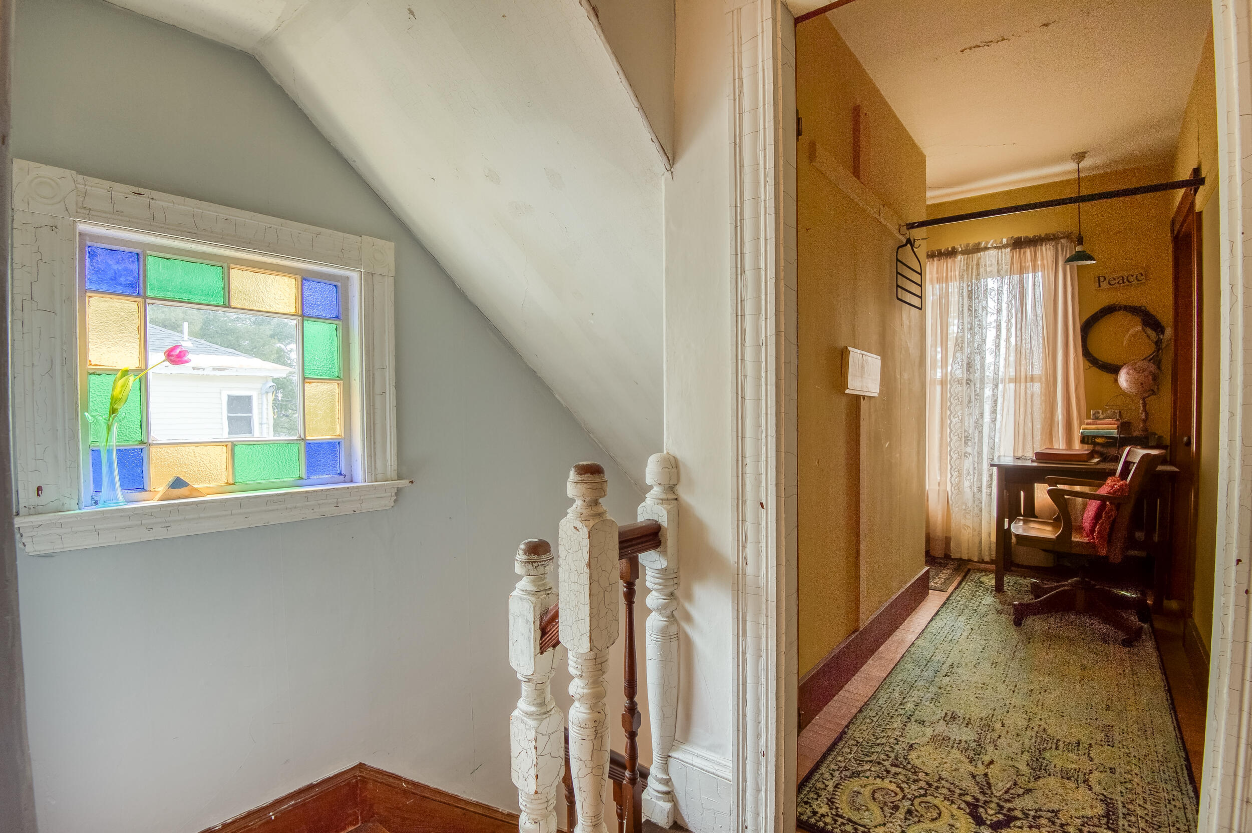 27 Pine Street Eustis, ME 04982 - Photo 36 of 58 Stained Window