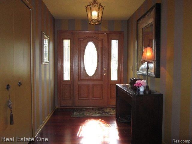 25712 Rutledge Crossing Farmington, MI 48335 - Photo 3 of 25 leaded glass door.JPG